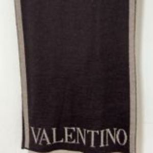 Valentino Scarf